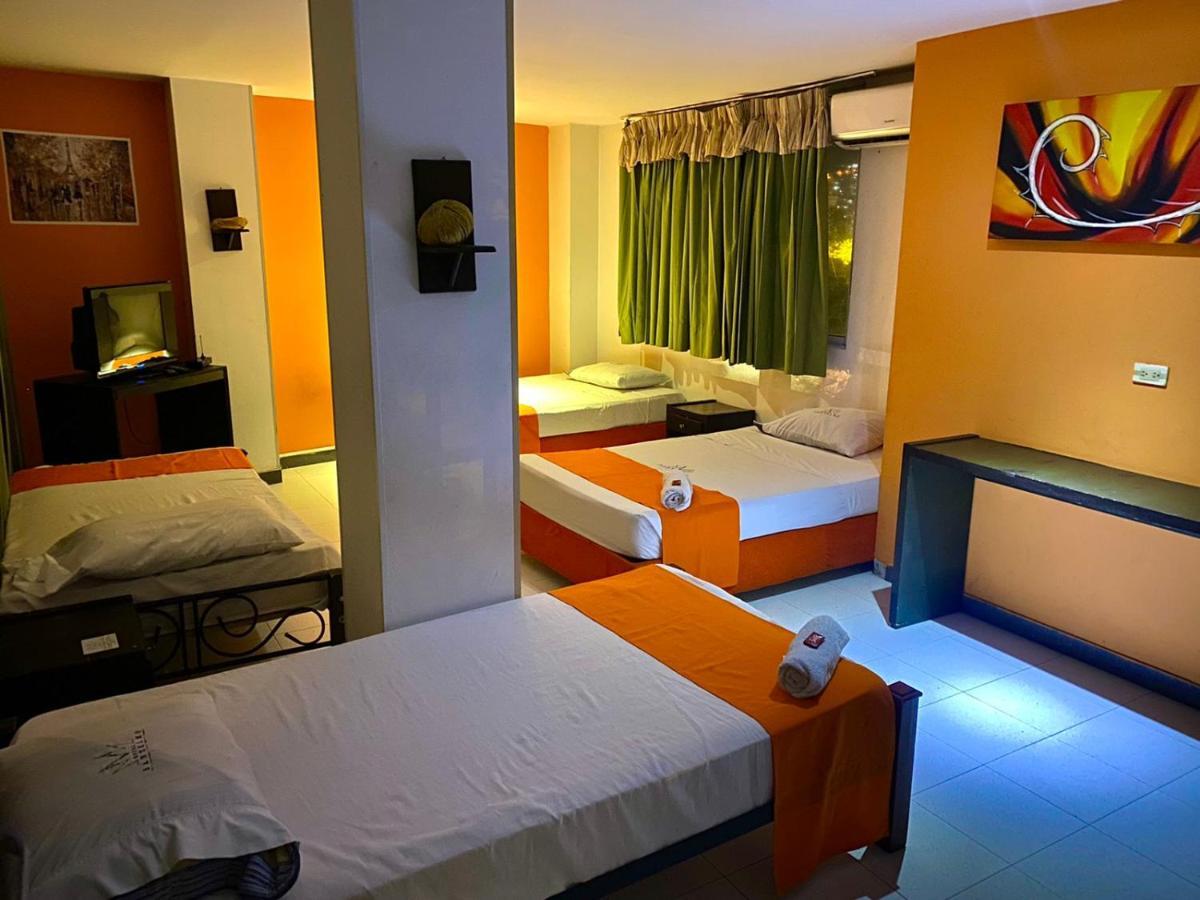 Hotel Santelmo Кали Екстериор снимка