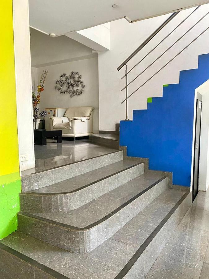 Hotel Santelmo Кали Екстериор снимка