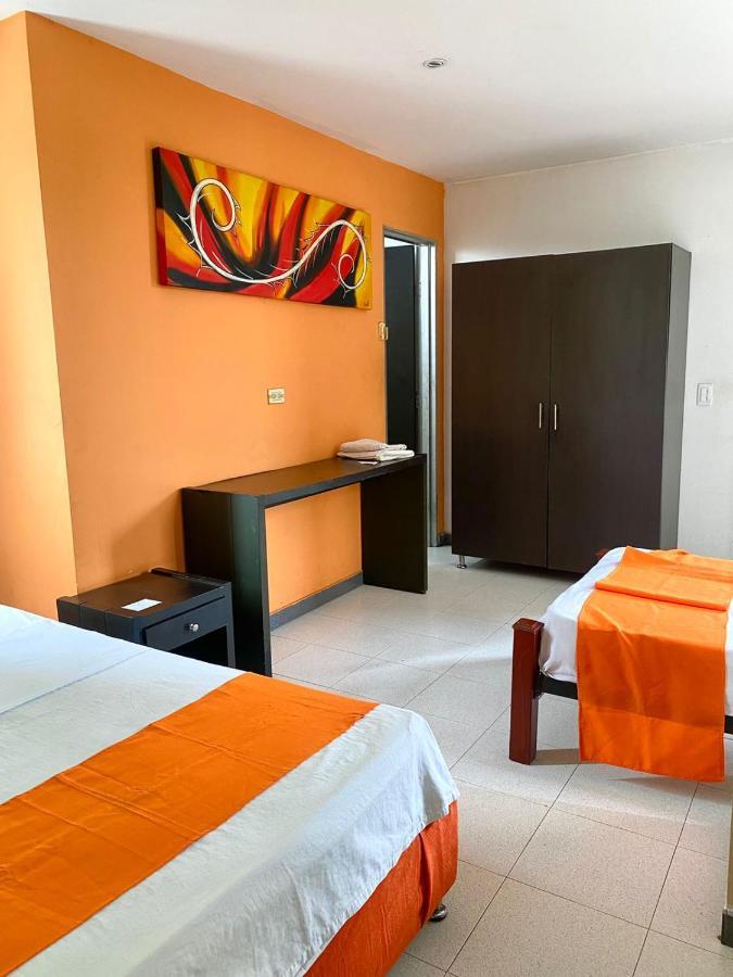 Hotel Santelmo Кали Екстериор снимка
