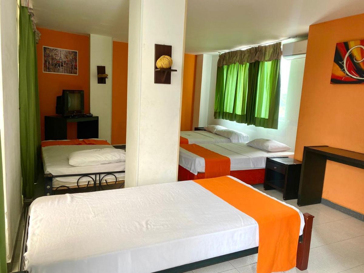 Hotel Santelmo Кали Екстериор снимка