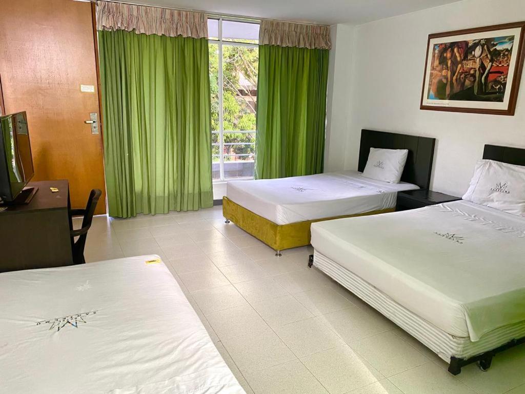 Hotel Santelmo Кали Екстериор снимка